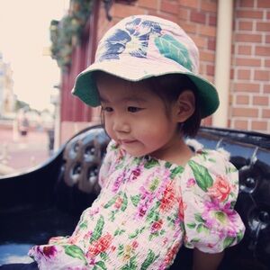 Janie and Jack girl’s floral top size 3